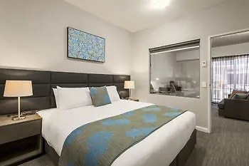 ****  Aparthotel Quest Mounts Bay Road Perth Australia